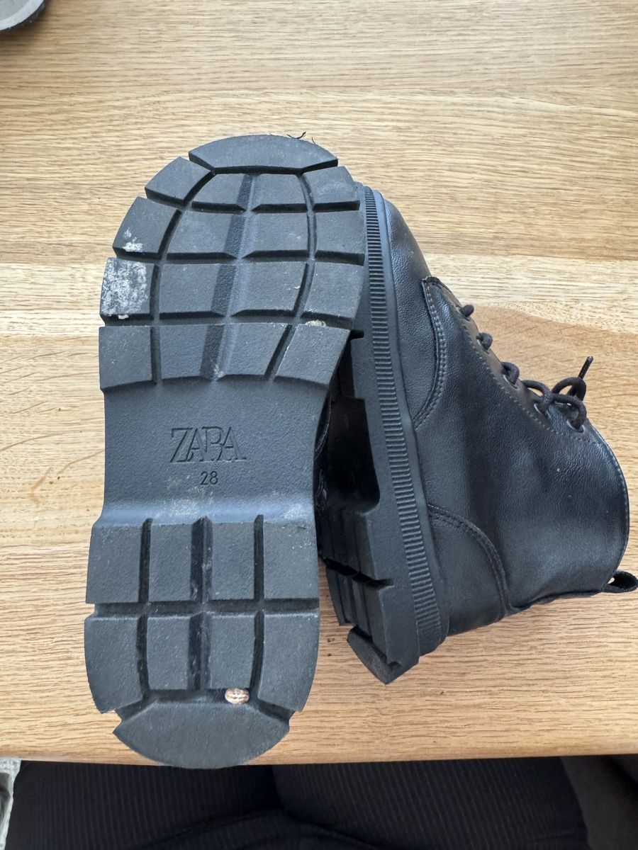 Schuhe für Jungen: Stiefel – Gebraucht aus Tagelswangen von Isa036 1