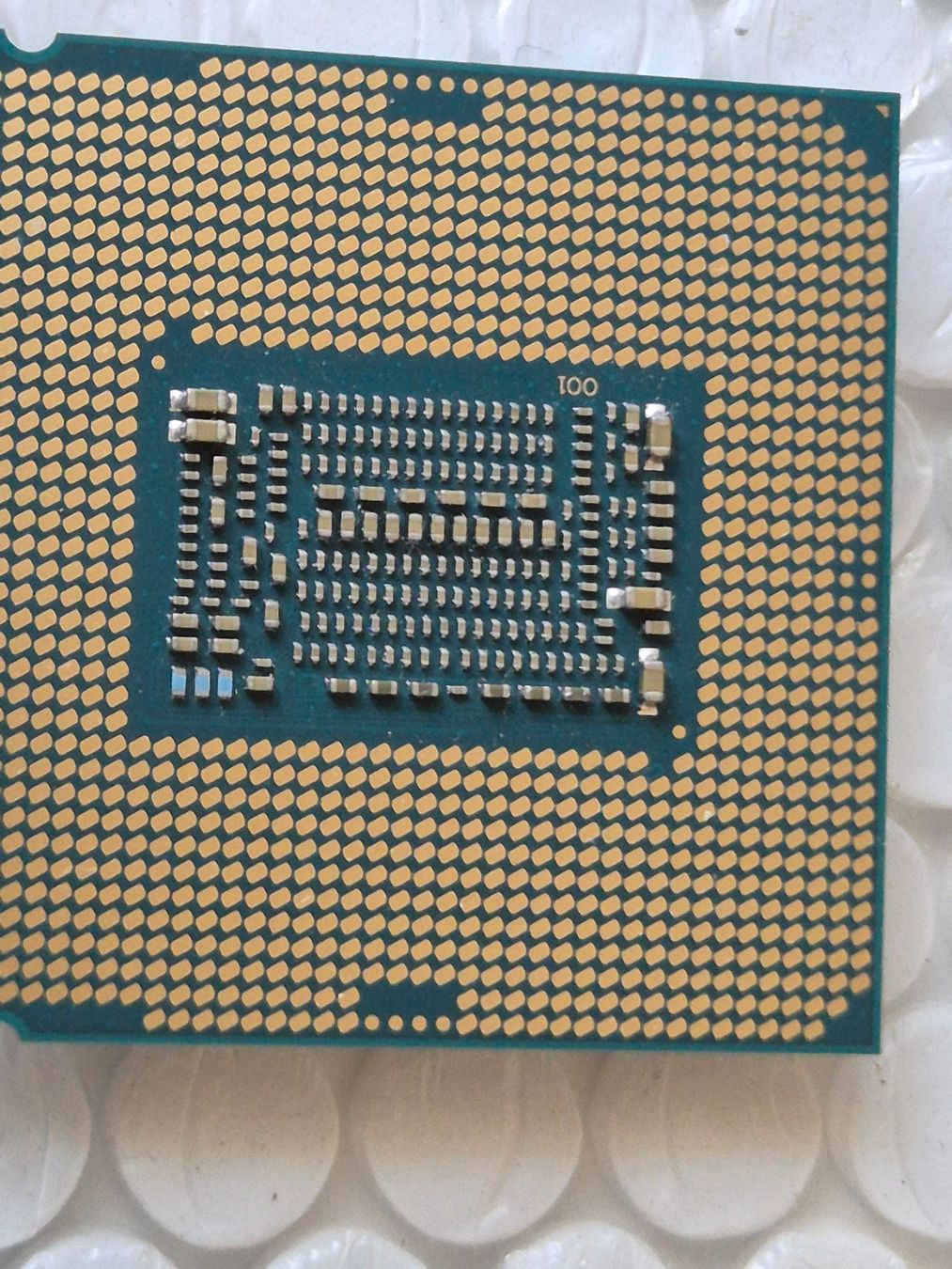 Intel Composants électroniques: Intel core I7-8700 – D'occasion à Roggwil BE par GLDANI 1
