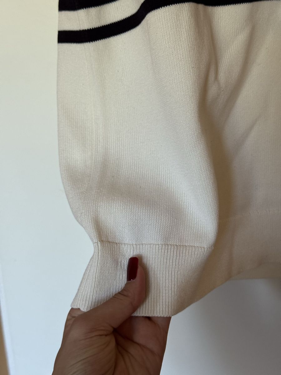 Cos Top: COS 100% Cotton Top size M – Usato da Turbenthal venduto da elizameise 2