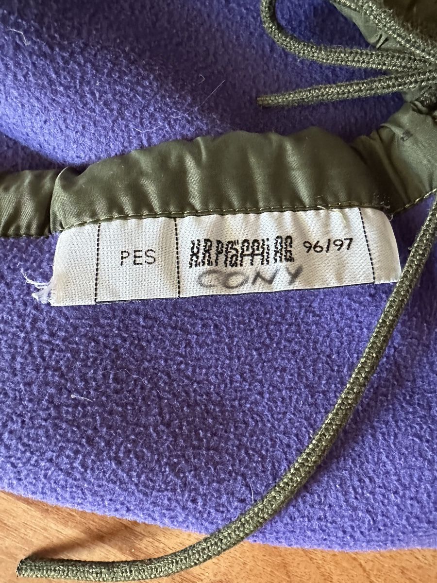 Armée suisse Sacs de couchage: Flauschi Schweizer Armee Innenschlafsack violett  – D'occasion à St. Gallen par mai_gd7k 2