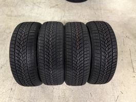 Winterreifen 205/55R17 95V Goodyear 