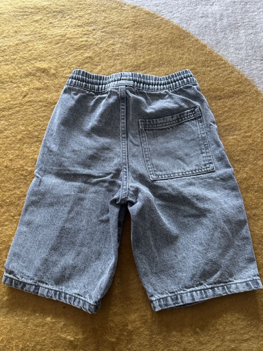 Pantaloni: Dpam Jeansshorts 122 – Usato da Biberstein venduto da Anka01 1