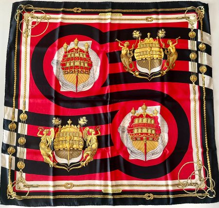 Superbe foulard HERMES-Paris "Châteaux d'Arrière" 1974 + box