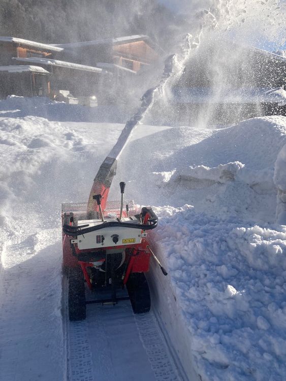 Schneefräse Janmar mit Raupen, Hydrostat ab Service (Gebraucht) in ...