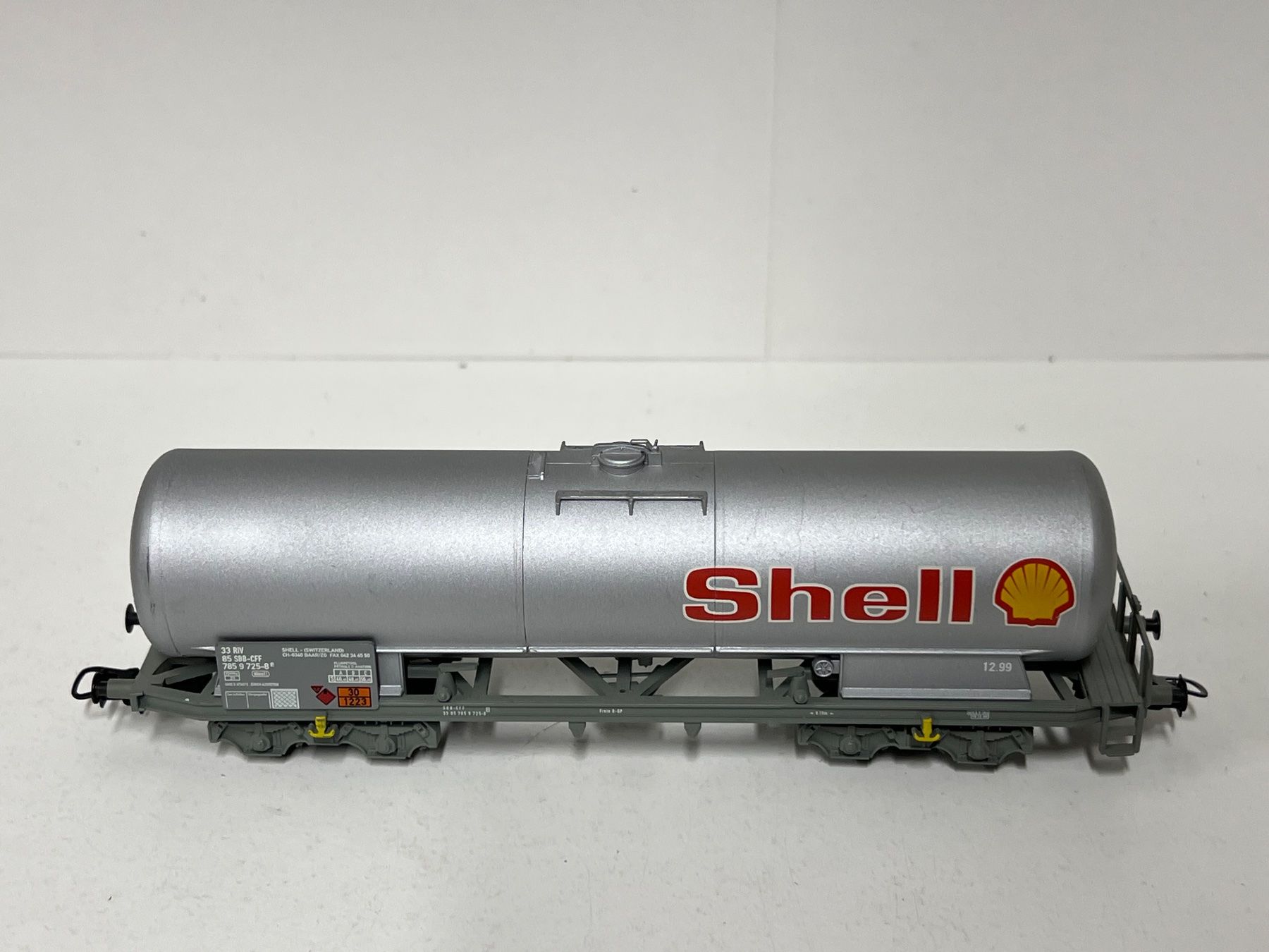 Liliput Modelleisenbahnen: Liliput  SBB CFF SHELL  H0 DC – Gebraucht aus Geroldswil von TopTrain54 1
