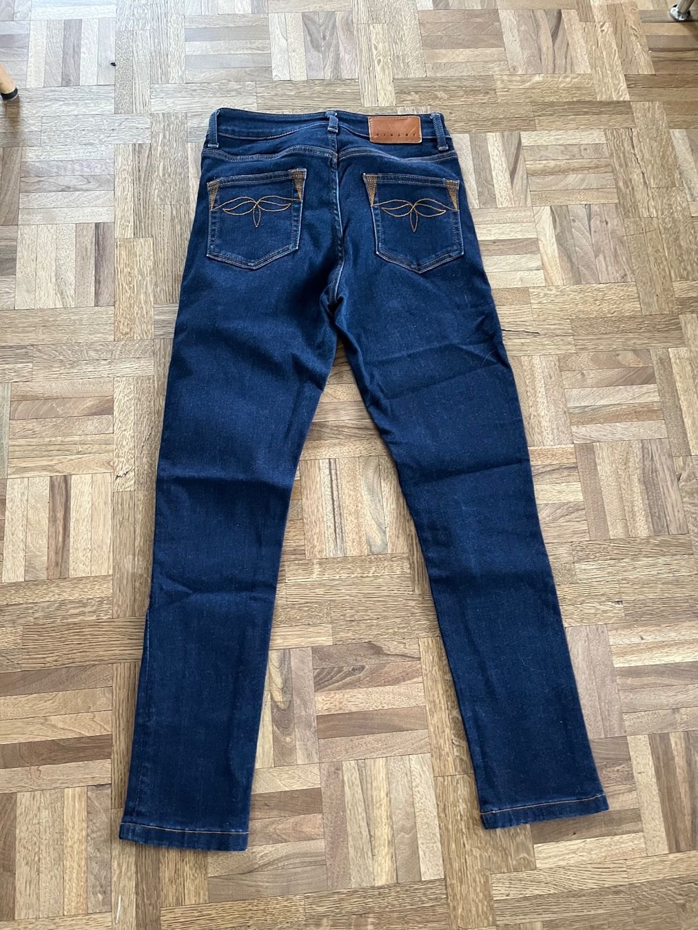 Sisley Jeans: SCHÖNE SISLEY JEANS GR. 34 – Usato da Kehrsatz venduto da maus2405 2