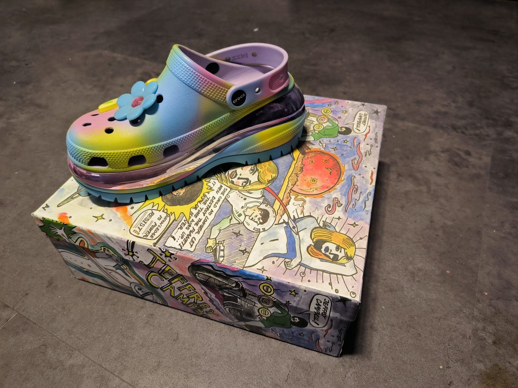 Crocs Scarpe da uomo: Crocs x Lazy Oaf Mega Crush Clog – Nuovo e nell'imballaggio originale da Niederlenz venduto da Danicvet 1