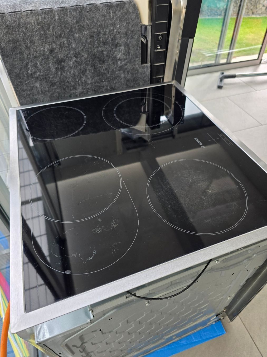 Cucine: Einbaubackofen mit Glaskeramik – Usato da Schleinikon venduto da Egwa 2