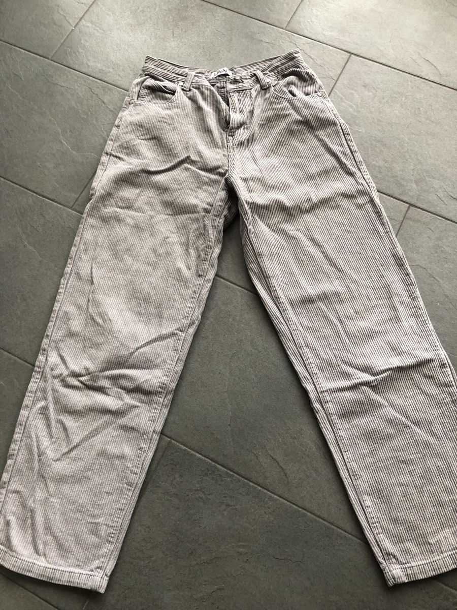 Lotti & Set di vestiti: Mädchenhosen 2 Stk. – Usato da Gwatt (Thun) venduto da pachdele 1