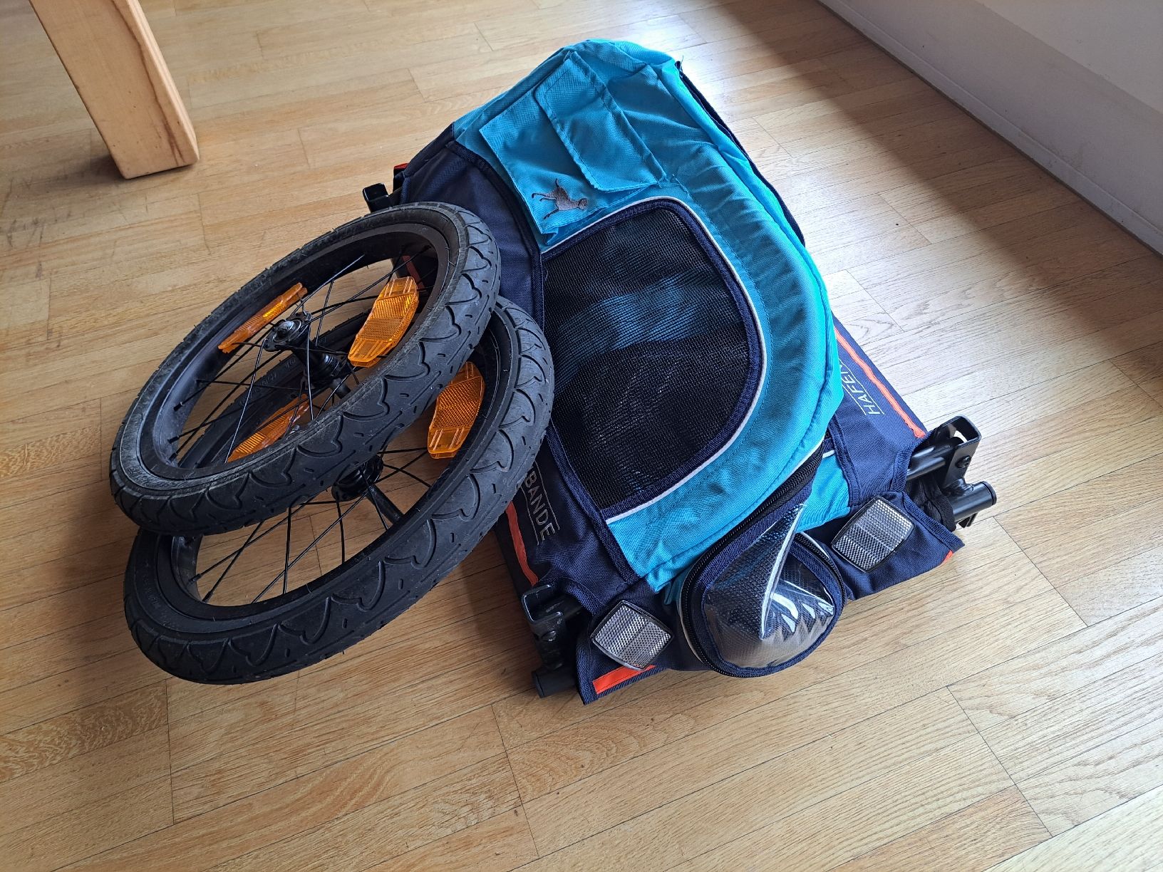 Anhänger: Kleiner Hunde- oder Lastenanhänger für Velo – Gebraucht aus Winterthur von  4