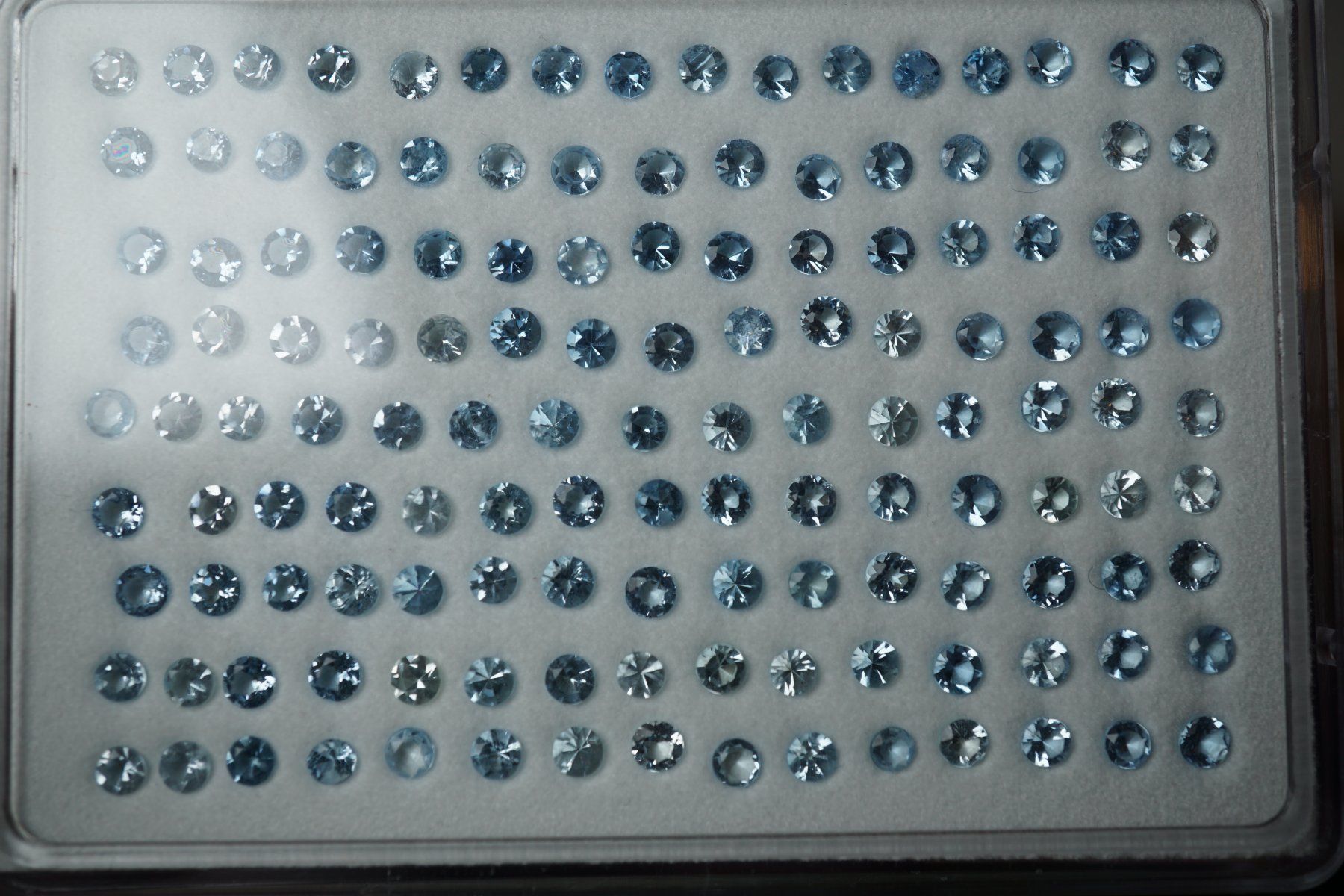 Pietre preziose: Aquamarin Facettiert   3mm  0.2ct   Pro Stück – Nuovo e nell'imballaggio originale da Eschenbach SG venduto da topstone