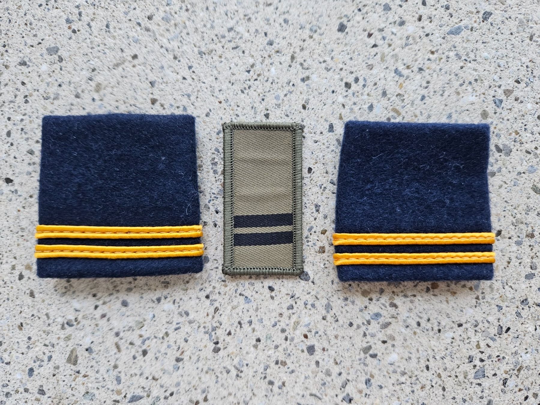 Placchette & Badge: Oberleutnant Set Luftwaffe mit klett *** – Nuovo (secondo la descrizione) da Riedholz venduto da fr_sIruP