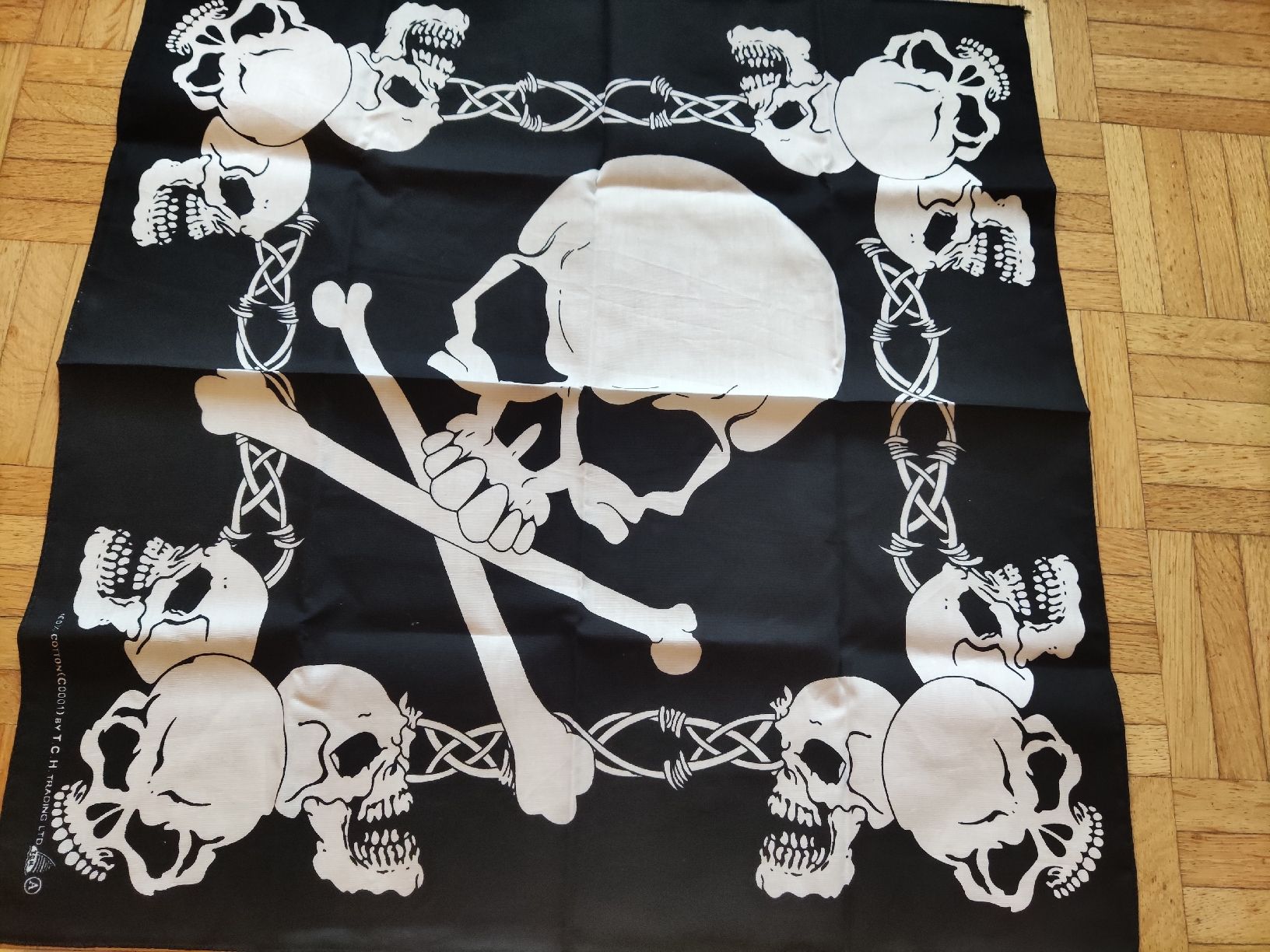 Stoffe: Skull Tuch – Neu (gemäss Beschreibung) aus Laufen von Sunjupite7 1