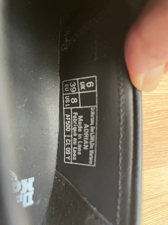 Dr. Martens Chaussures femmes: Schwarze Dr. Martens Adrian Loafer – D'occasion à Zürich par srh.wright 3