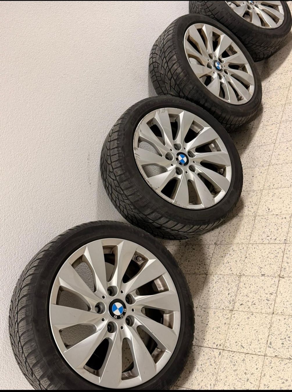BMW Pneus & Kompletträder: roues 225/45/17 – Gebraucht aus La Chaux-de-Fonds von Ric_m628