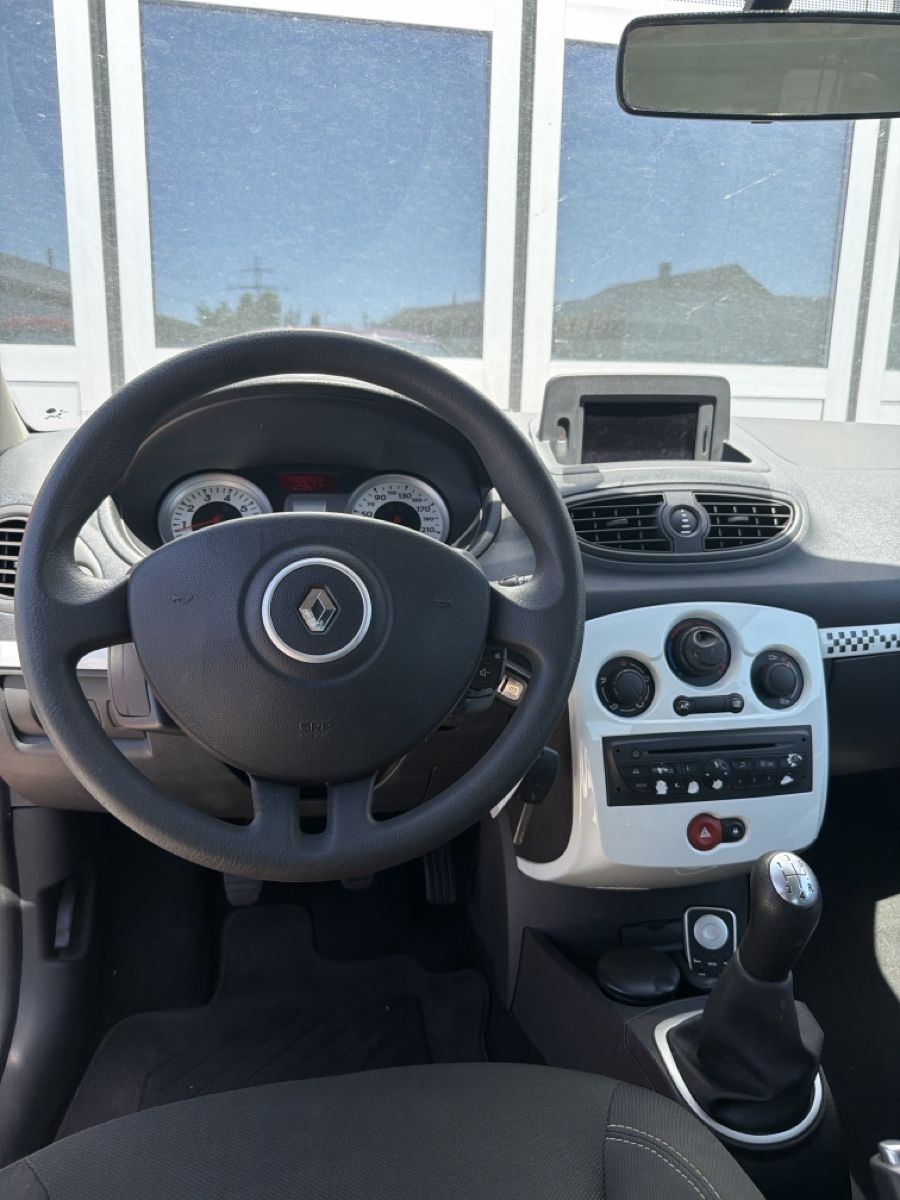 Renault Automobili: Renault Clio 1.2 – Nuovo (secondo la descrizione) da Kerzers venduto da shp_2vy2 7