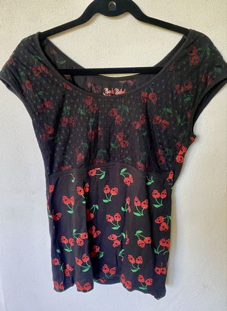 Shirt Rock Rebell mit Totenkopf-Kirschen M