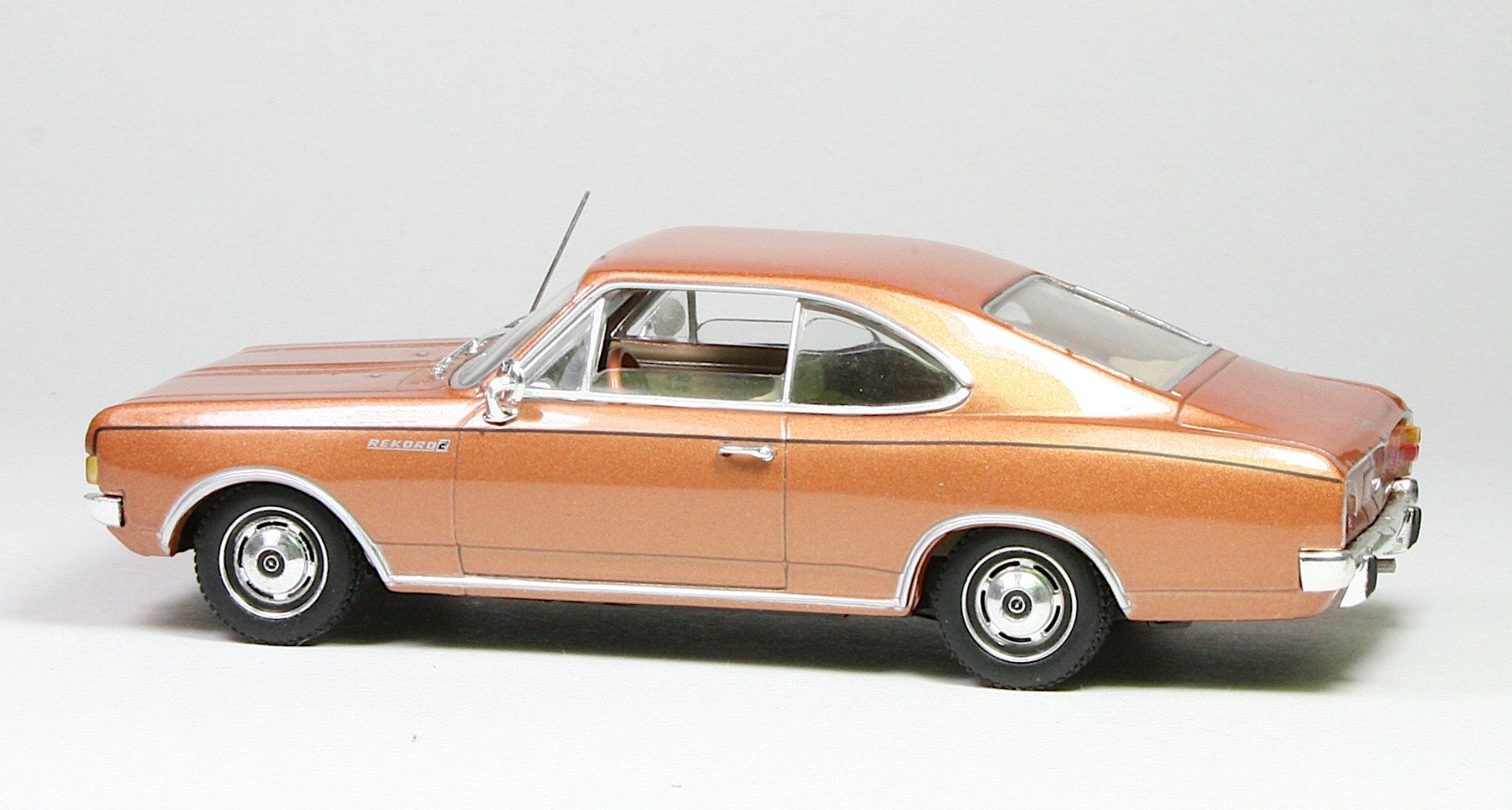 Minichamps Modellautos: Minichamps Opel Rekord C – Gebraucht aus Elsau von Peekay8 5