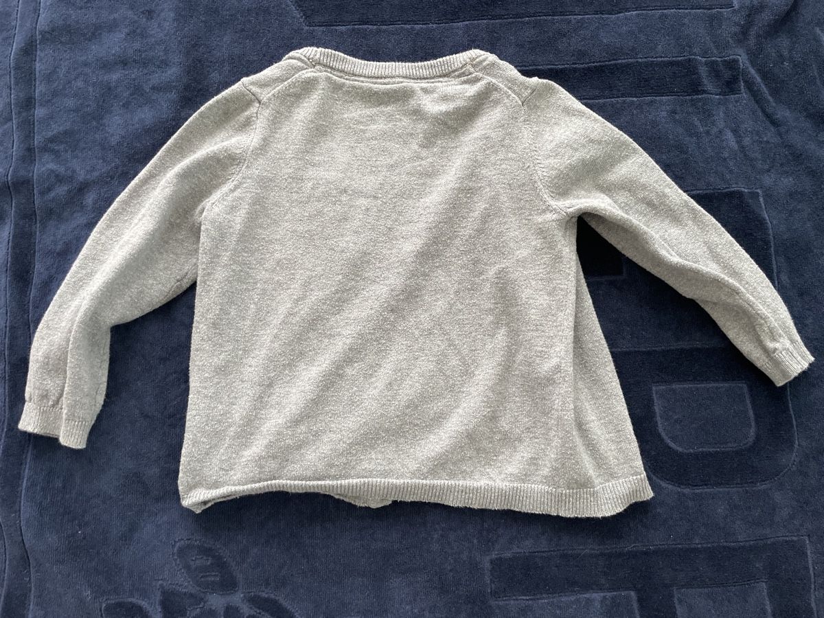 H&M Giacche & Cappotti: Strickjacke von H&M, Gr. 92 – Usato da Weiningen ZH venduto da wunderkaro 2