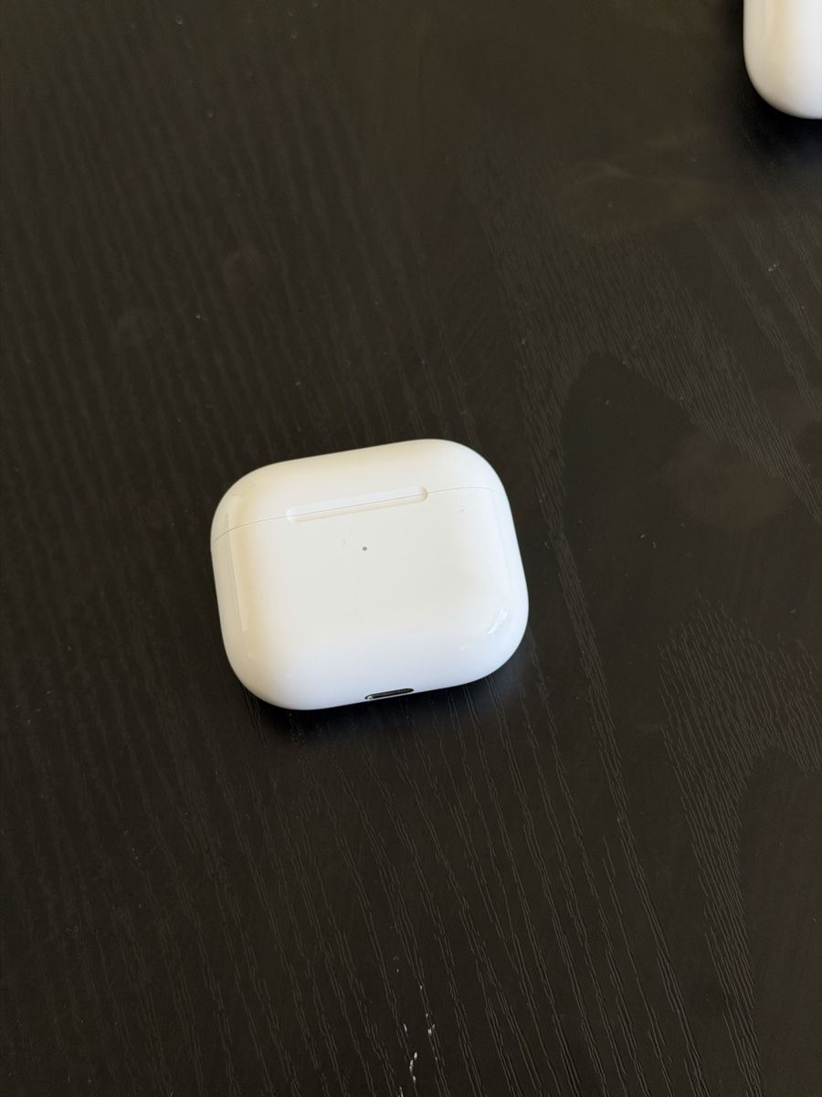 Apple Kopfhörer: AirPods 3 – Gebraucht aus Remetschwil von LuisN16