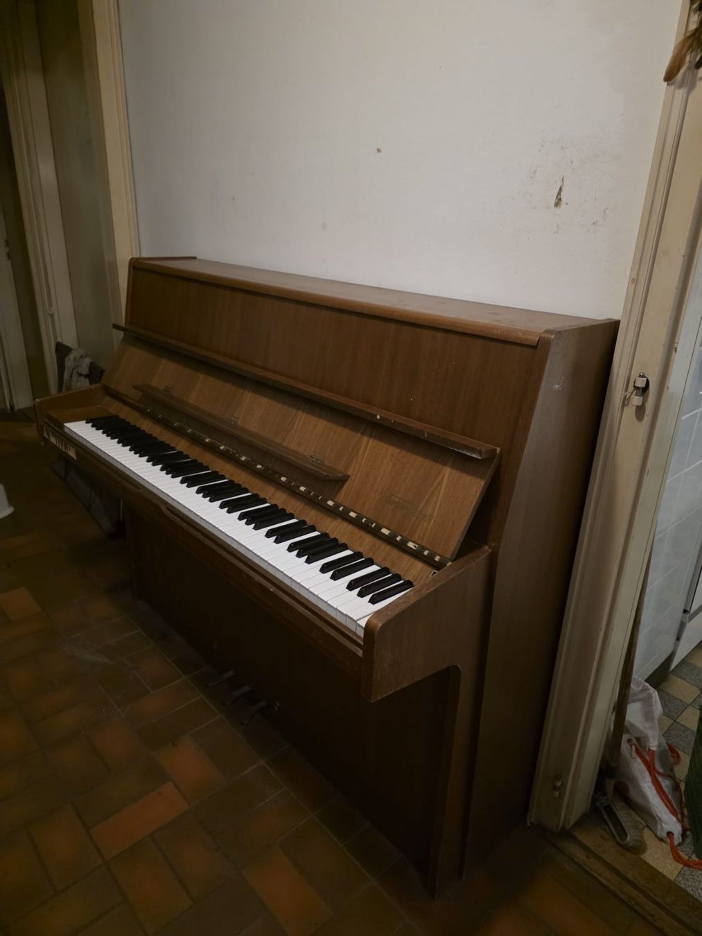 Musikinstrumente: Piano Droit Burger&Jacobi – Gebraucht aus Le Vaud von sal_5hk8