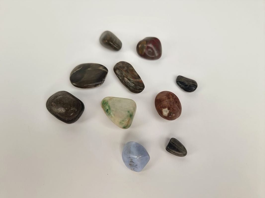 Minéraux & Lithothérapie: Chalcedon Sammlung Jaspis/Achats – D'occasion à Urtenen-Schönbühl par Restwert_Schoenbuehl 1