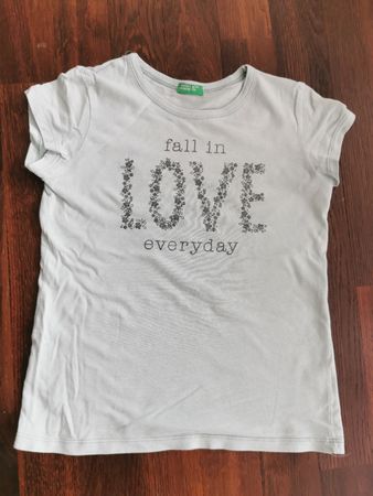 Benetton T-Shirt Gr. 134 hellgrün