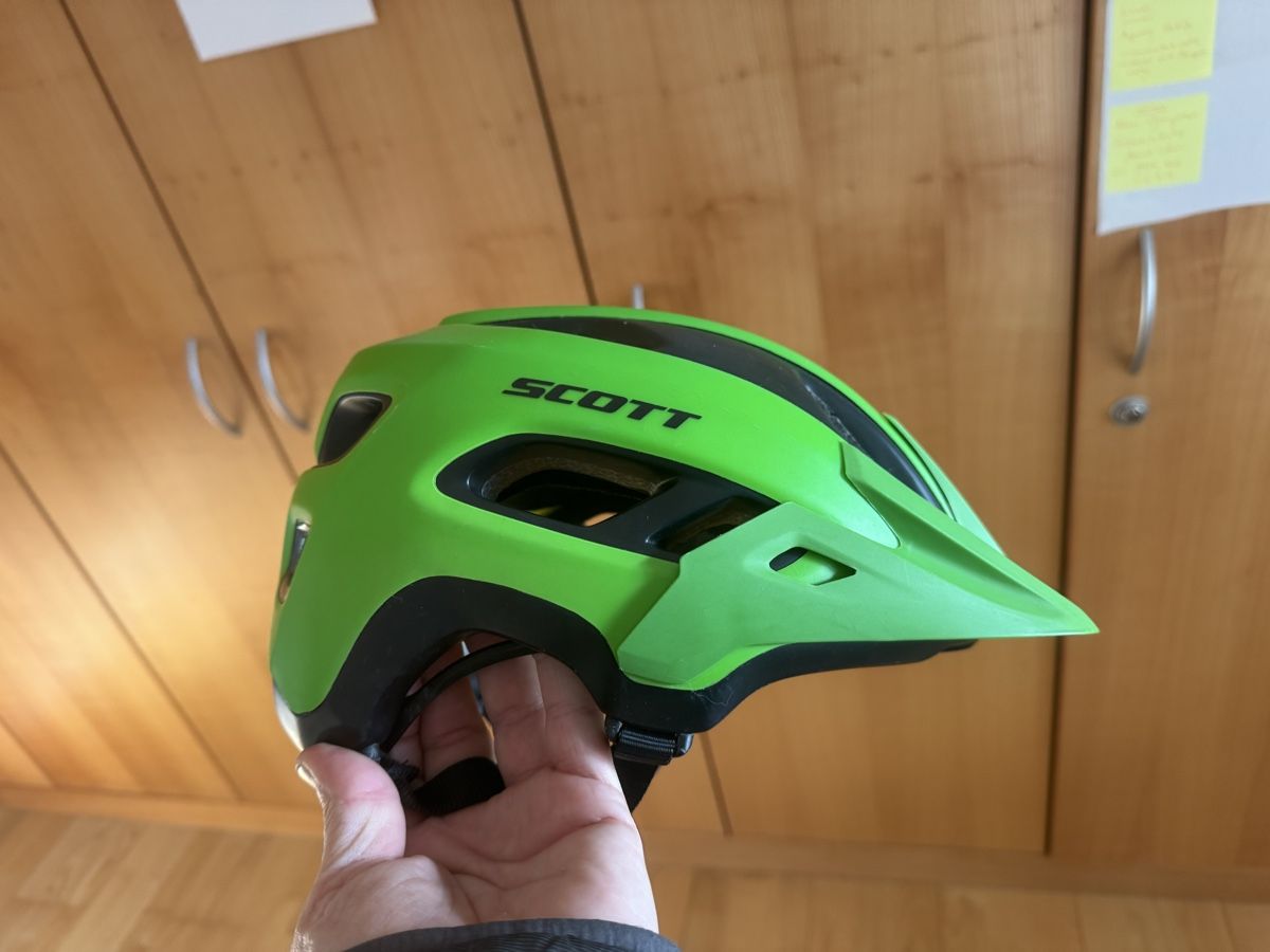Scott Caschi: Scott STEGO Mips Freeride Bike Helm – Usato da Luzern venduto da Txavi