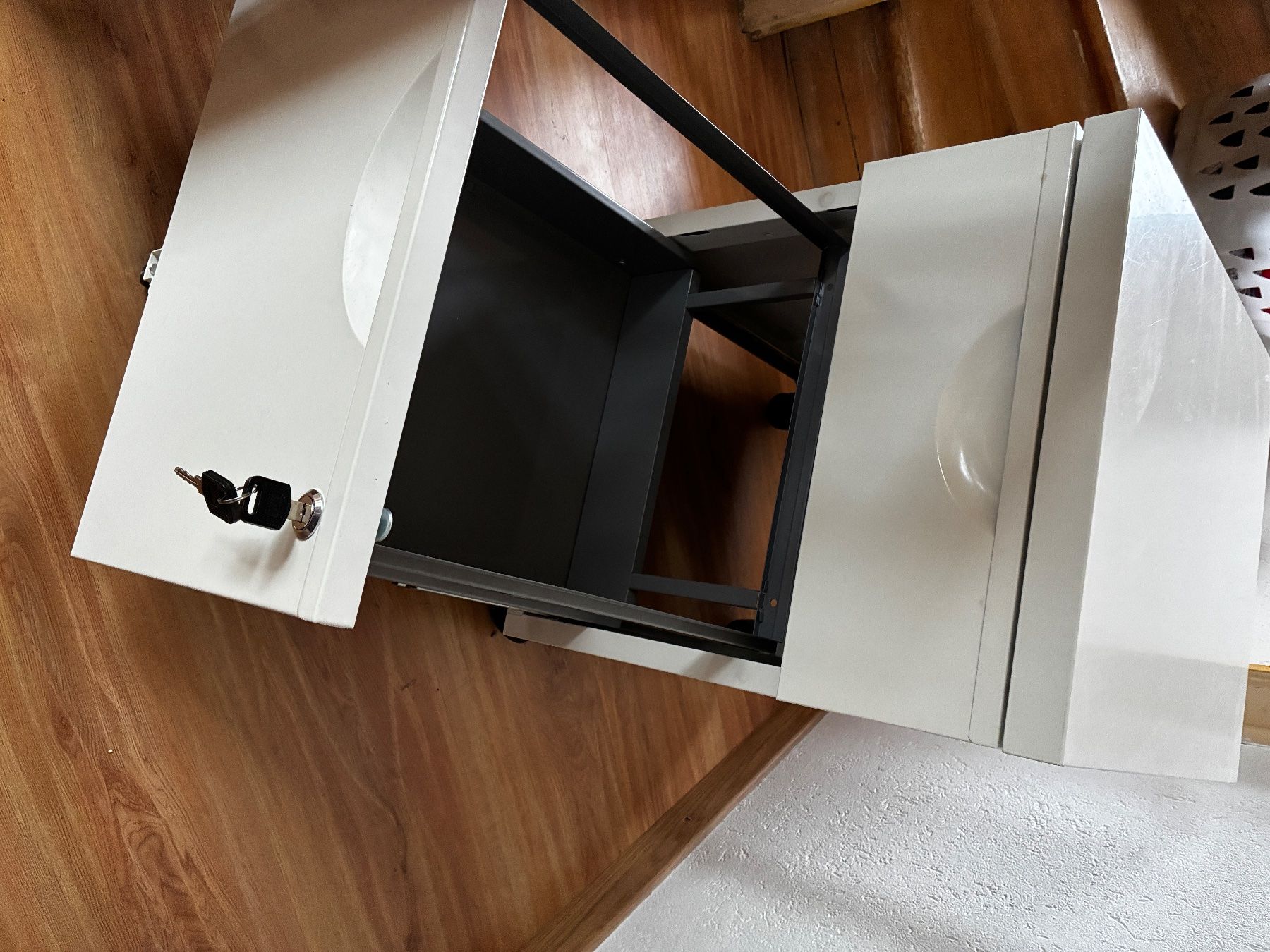 Ikea Korpus: Rollcontainer weiss mit zwei Schubladen gebraucht – Gebraucht aus Balsthal von Renalisa 4
