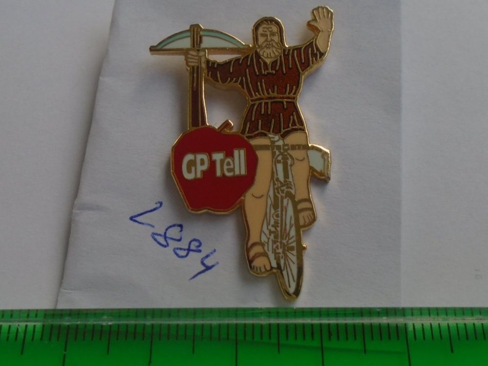 Badge Ancien VEENO Pays-Bas – Pin's Vélo Années 60 Rouge