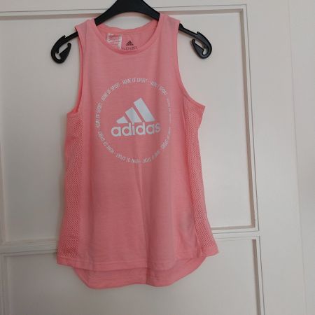 Top adidas,taille 11-12 ans, 152 cm