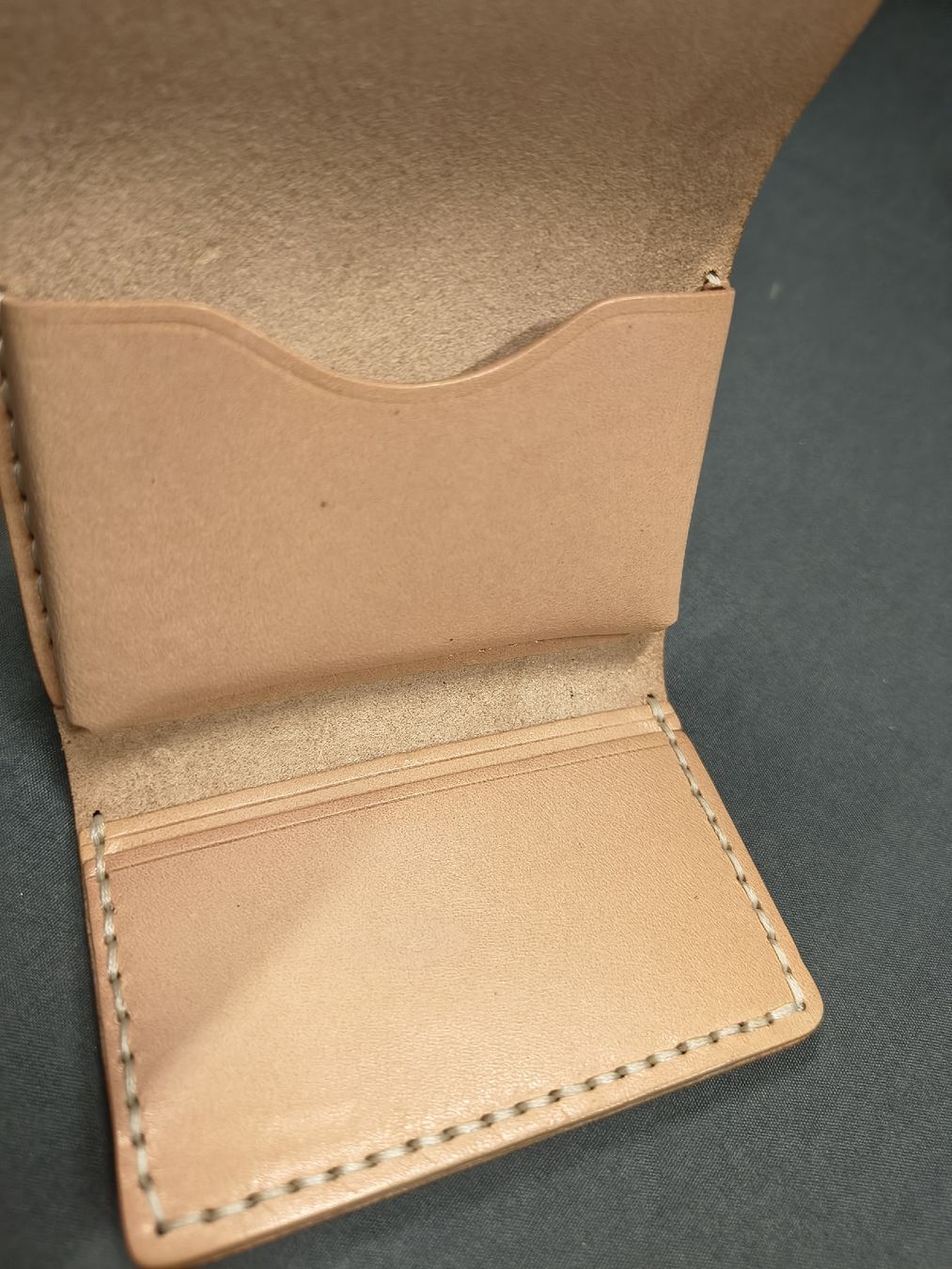 Portafogli: Handmade leather wallet – Nuovo e nell'imballaggio originale da Vevey venduto da cos-vero 2