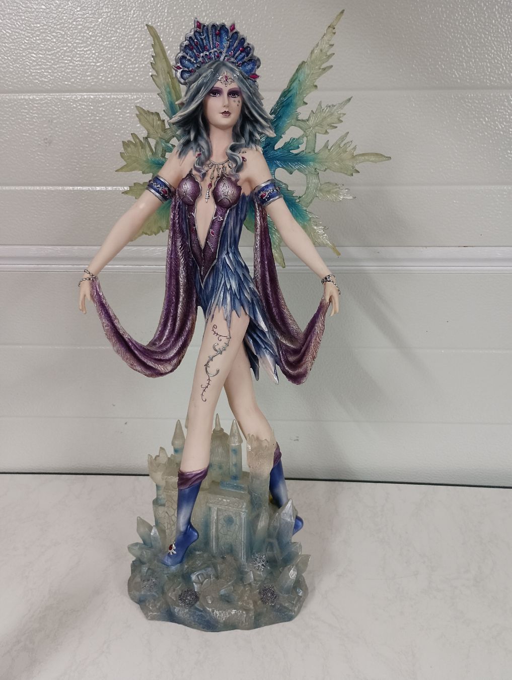 Statuette: Grosse Fee Elfe  Winterfee Eisfee Figur Rarität – Usato da Brislach venduto da Falke666