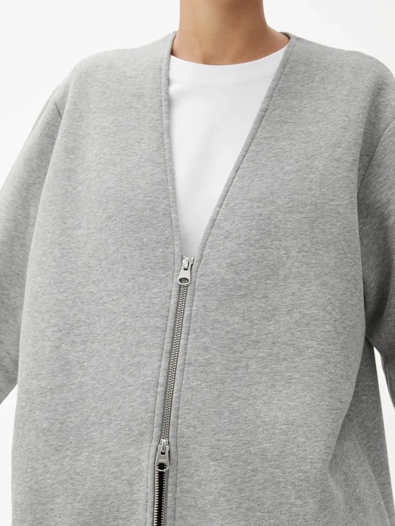 Arket Giacche: ARKET Sweatshirt Jacke Grau S – Usato da Lugnorre venduto da jettsett 1