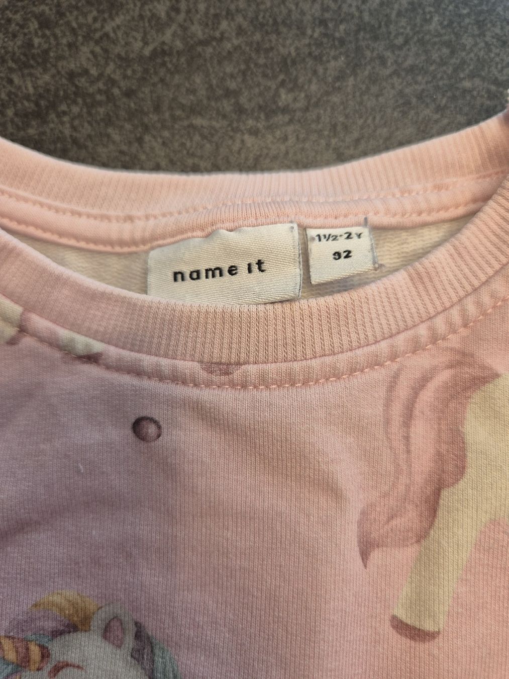 Name It Pullover & Sweatshirts: Name it Pullover Einhorn Print Gr. 92 Neuwertig – Gebraucht aus Ebikon von Familiekunterbunt 1