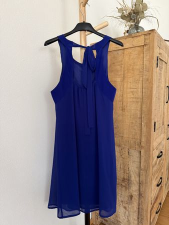 Damen Kleid kurz blau ärmellos mit Schleife am Rücken
