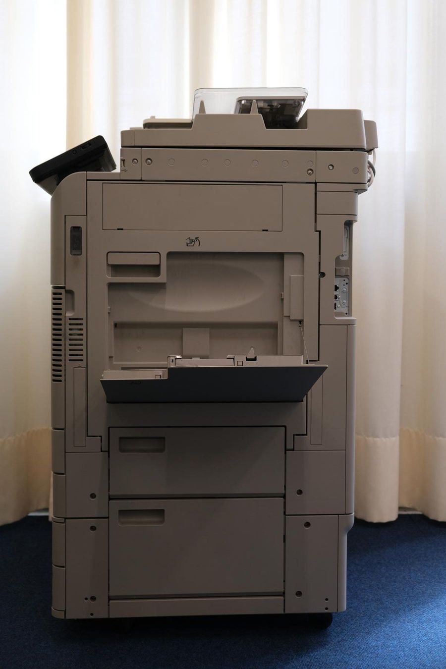 Canon Imprimantes: Canon imageRUNNER ADVANCE C3330i – D'occasion à Zürich par Mechanismo 3
