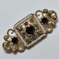 Broche vintage filigrane dorée strass violacés perles #C2