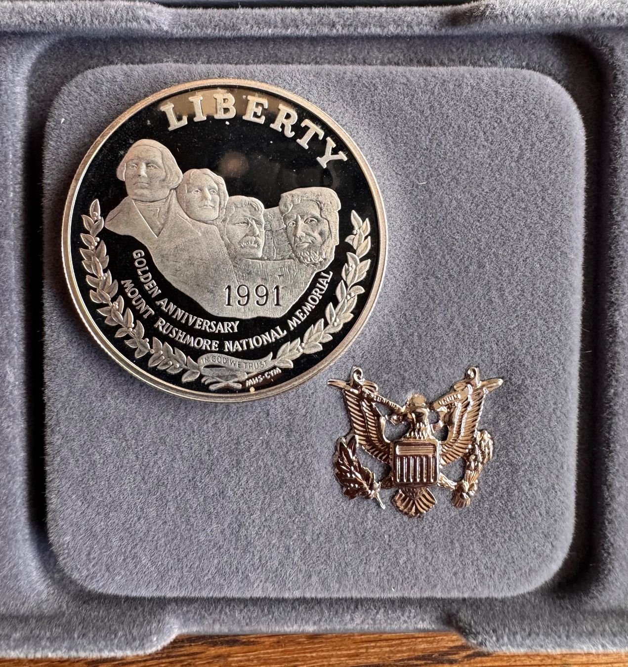 Tutti le monete: Mount Rushmore Silber Dollar 1991, Proof, Full Set! – Usato da Ebikon venduto da Dmasterx 6