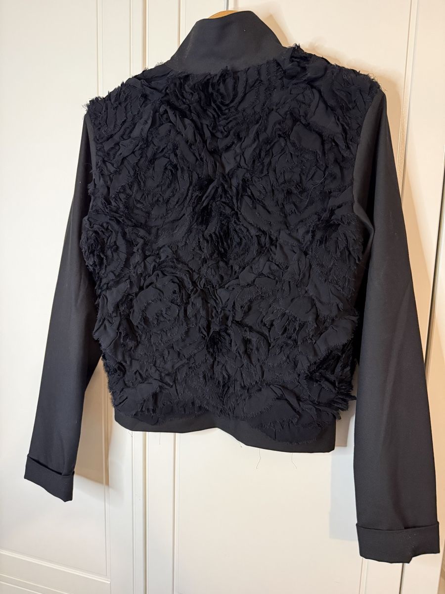 Giacche: Ioanna Kourbela Black Sculptural Jacket – Nuovo (secondo la descrizione) da Wollerau venduto da kit_fn7p