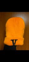 Bonnet V orange - Idéal pour l'hiver ! Taille unique.