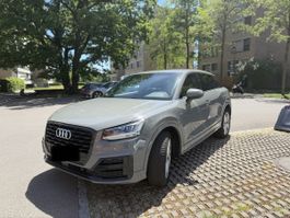 Audi Q2 35 TFSI S Line, top Zustand