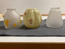 3 antike Lampenschirme Glas