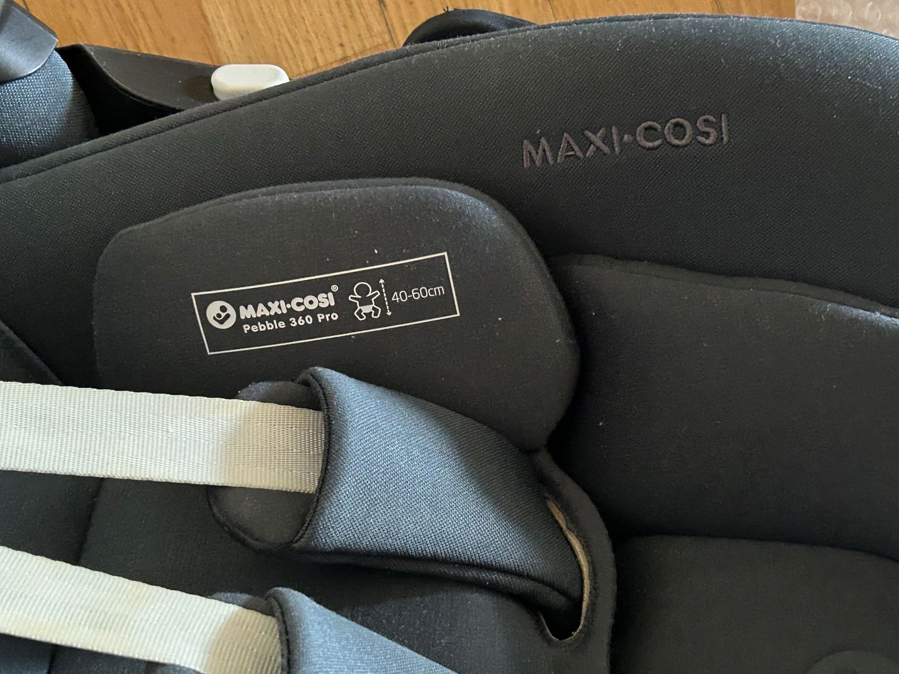 Maxi-Cosi Seggiolini per auto: Maxi Cosi Pebble 360 Pro 2 Twillic Green / Unfallfrei – Usato da Zug venduto da Domino44
