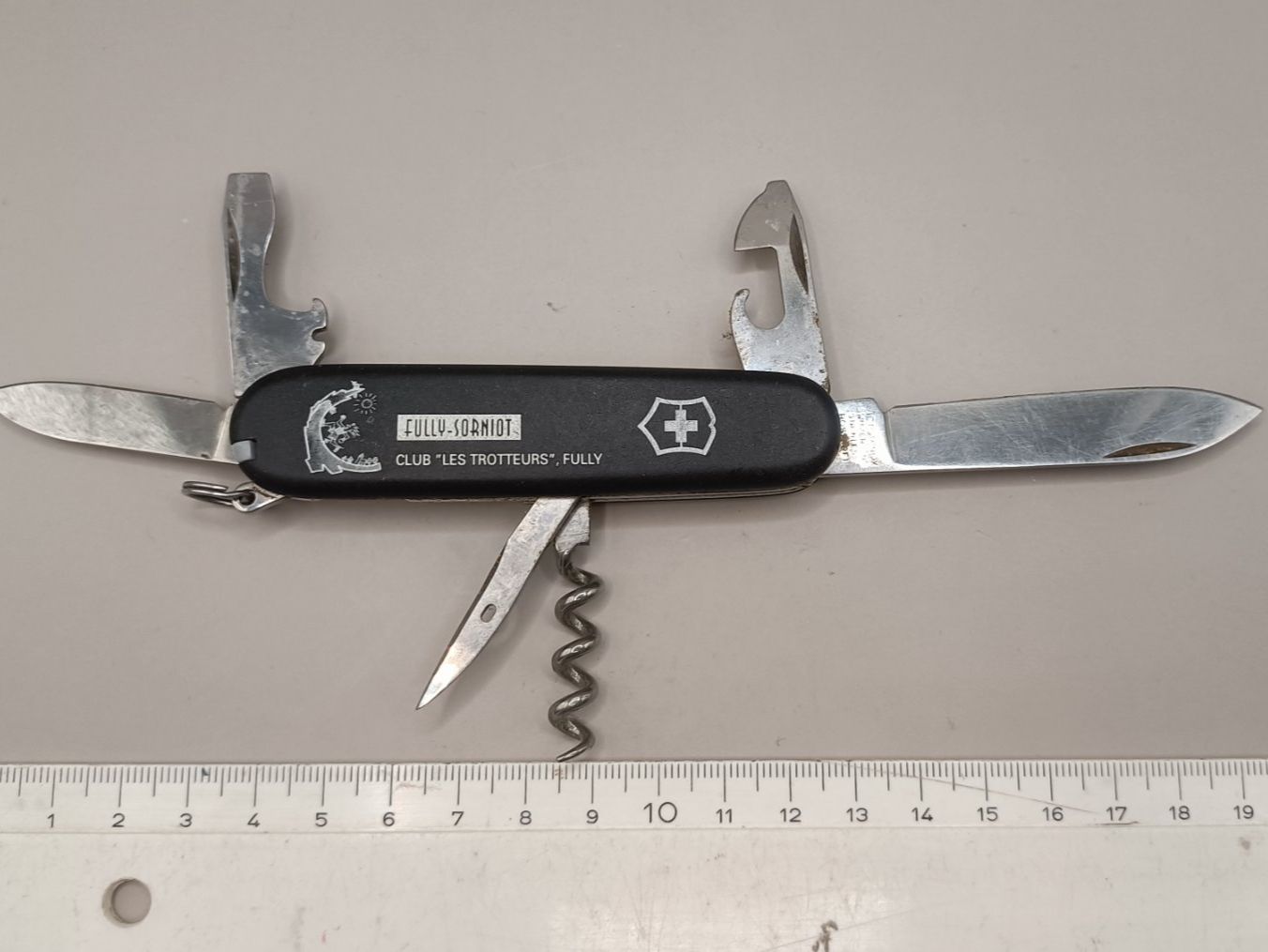 Victorinox Coltelli tascabile: couteau Victorinox publicitaire Fully / VS – Usato da Pampigny venduto da Calypso06