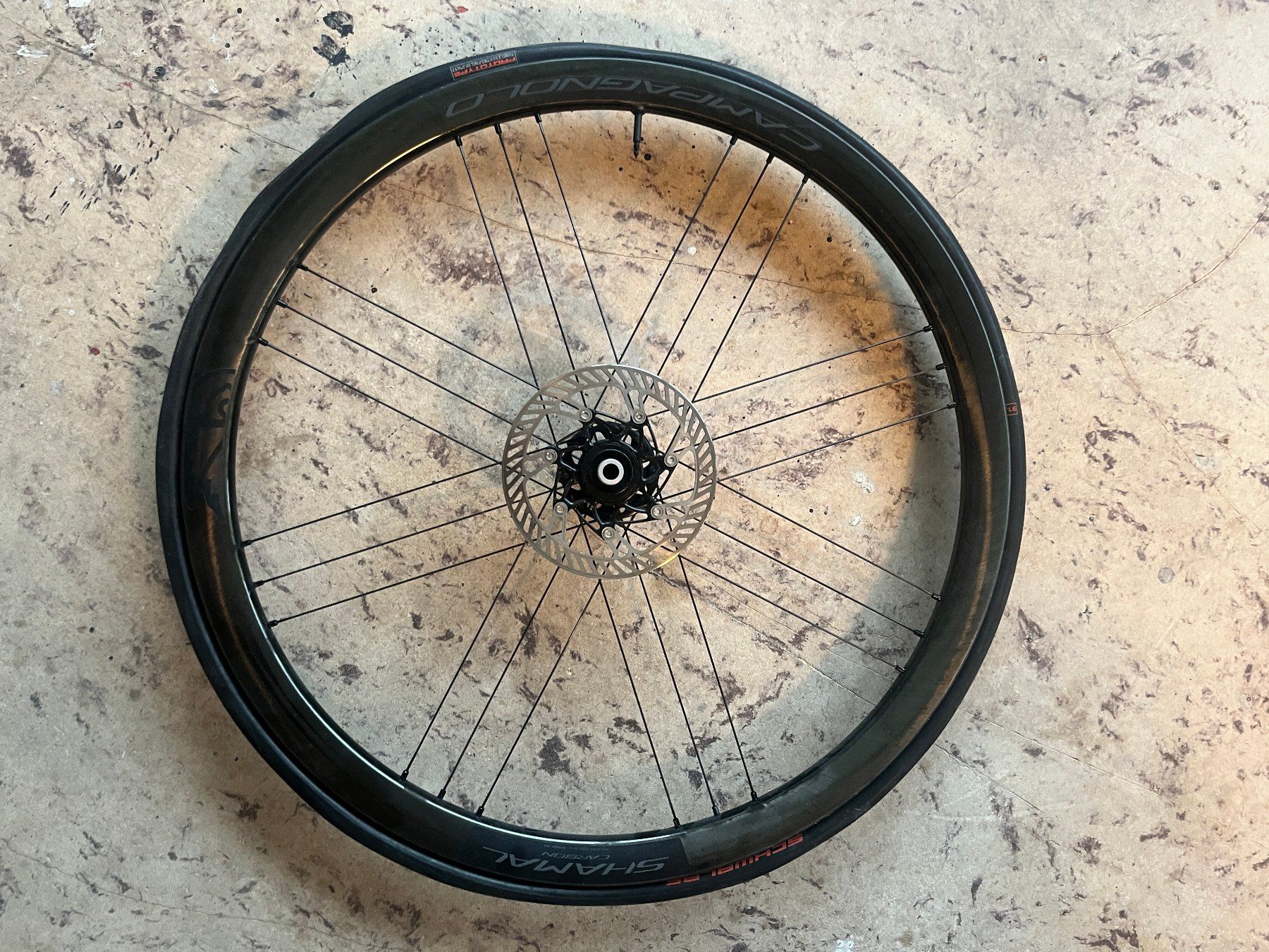 Campagnolo Pezzi di ricambio: Campagnolo Shamal Carbon DB Vorderrad – Usato da Zürich venduto da Lieblingsdinge