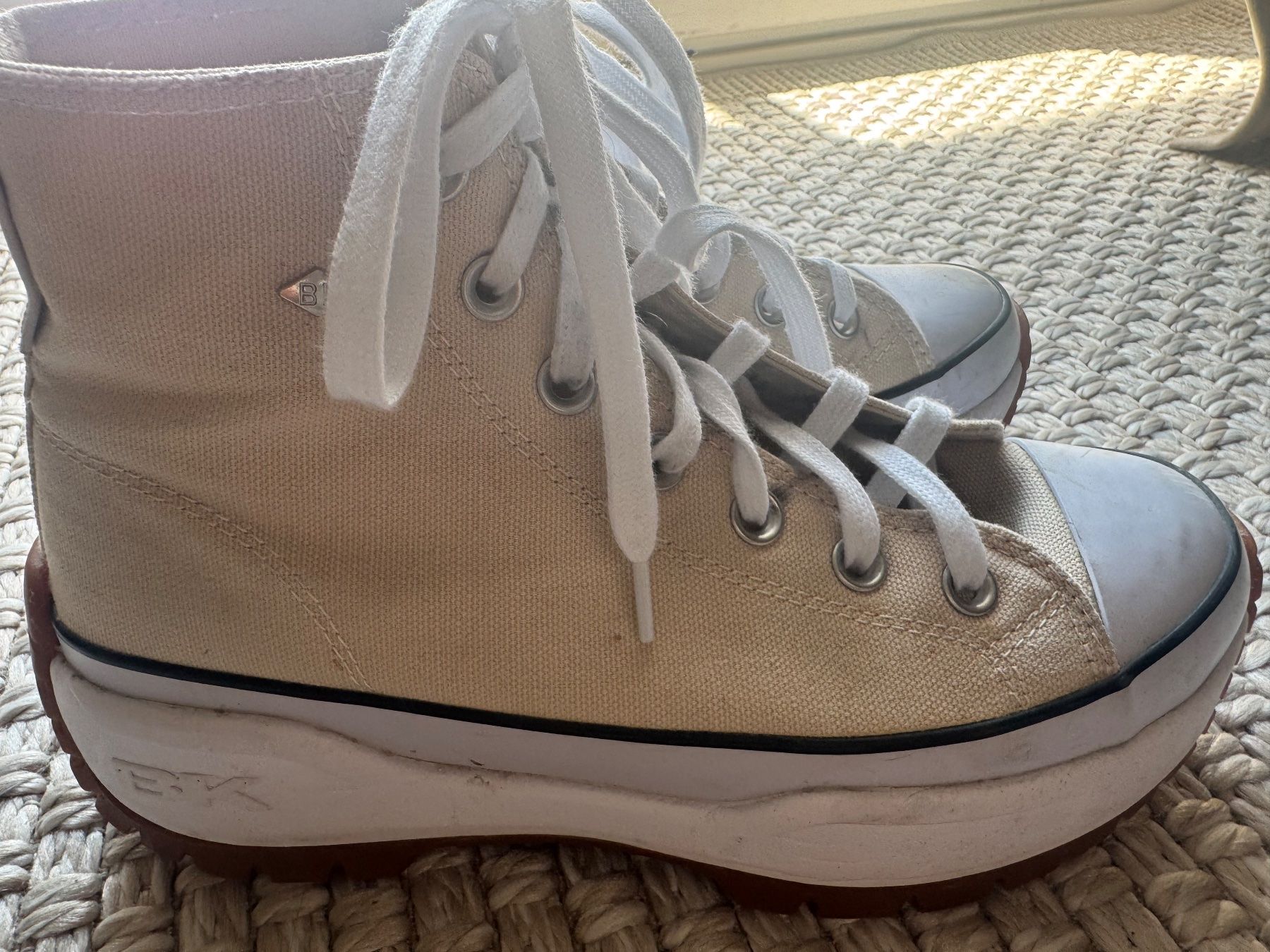 Damenschuhe: Sneakers Damen BK Grösse 38 cremefarben – Gebraucht aus interlaken von zora38 2