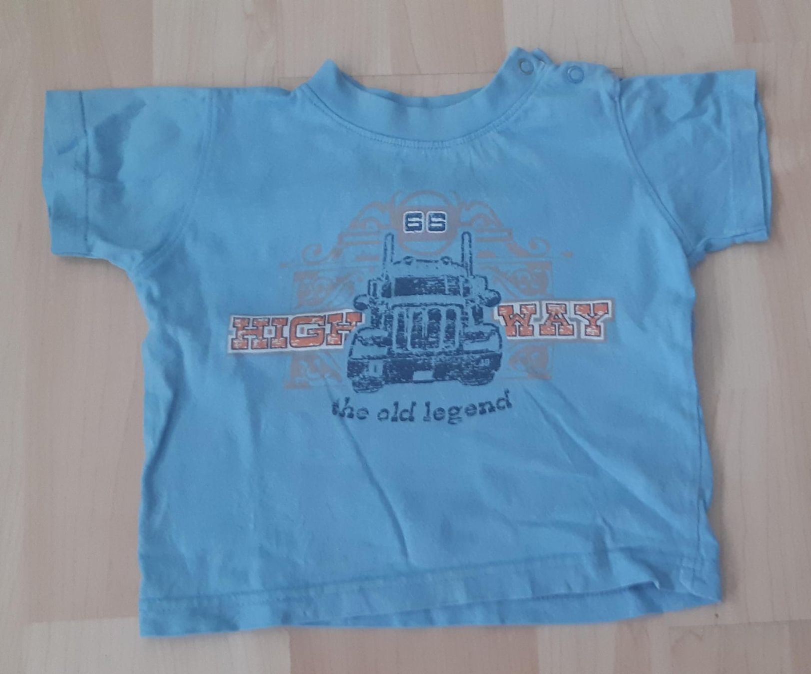 Lotti & Set di vestiti: Junge Kleiderpaket, 5 stk., Gr. 74 – Usato da sachseln venduto da soficool 4