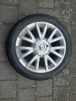 Neuwertige Sommerpneus mit Felgen (4 Stück) 