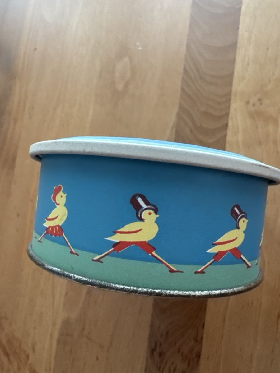 Alle Dekorationen: Vintage Dose Deckel, Vogelmotiv – Gebraucht aus Zürich von oase69 1